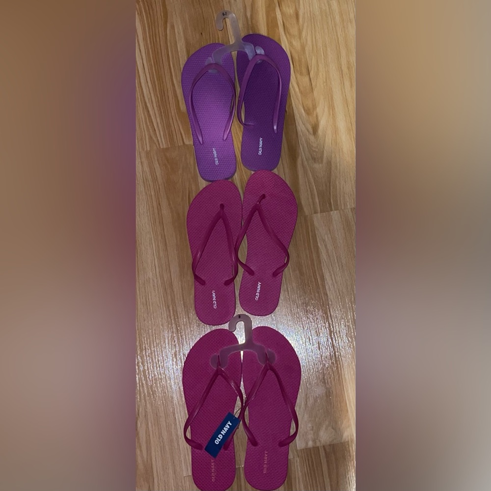 Old Navy Flip Flops. Purple and pink.